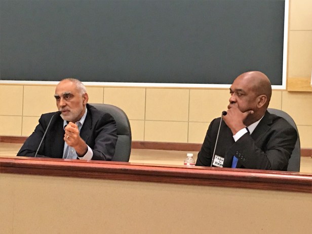 Oakland mayor Karamooz Troupe